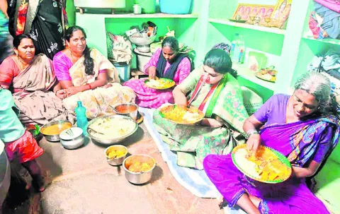 పేదల కోసమే సన్నబియ్యం పంపిణీ