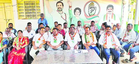 మంత్రిపై విమర్శలు సరికాదు
