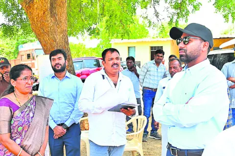 కొనుగోలు కేంద్రాల తనిఖీ
