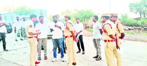 ఏర్పాట్ల పరిశీలన 
