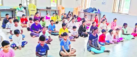 చిన్నారులు గ్రంథాలయ సభ్యత్వం తీసుకోవాలి 