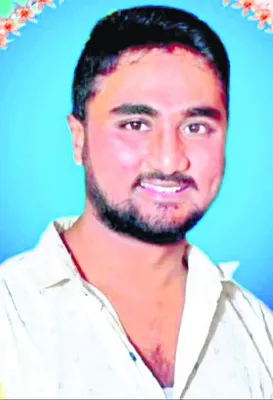 నష్టపోయిన రైతులను ఆదుకోవాలి 