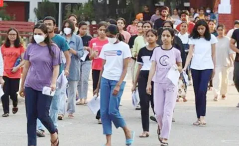 NEET UG 2025 Exam Live Updates15