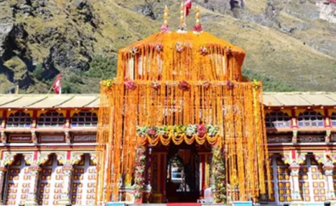 the doors of badrinath dham Open Updates12