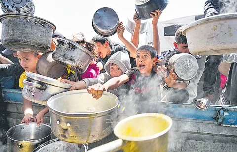 Even the community kitchen will be closed in two weeks in Gaza15
