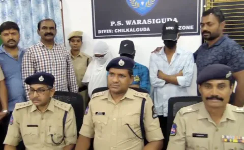 Hyderabad Warasiguda Robbery Case Chased By Police