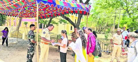 ప్రశాంతంగా ‘నీట్‌’