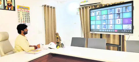 రేపు కాంగ్రెస్‌ విస్తృతస్థాయి సమావేశం 