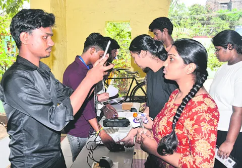 గుంటూ