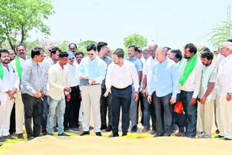ధాన్యం నాణ్యతగా ఉండేలా చూసుకోవాలి