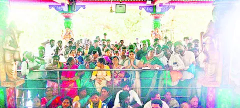 హేమాచల క్షేత్రంలో భక్తుల సందడి