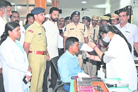 పోలీసులు ఆరోగ్యంపై శ్రద్ధ వహించాలి 