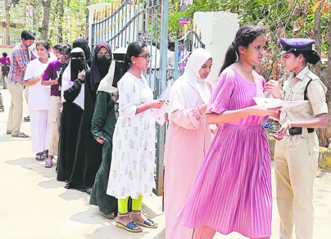 సోమవా