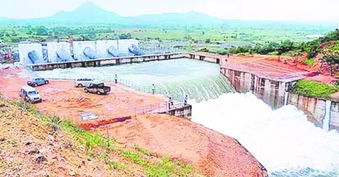 వెతలు