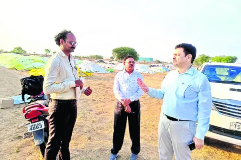 లారీల కొరత లేకుండా చూస్తాం