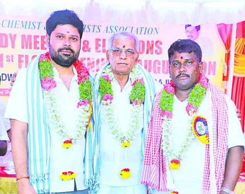 నాణ్యమైన మందులు అందించాలి