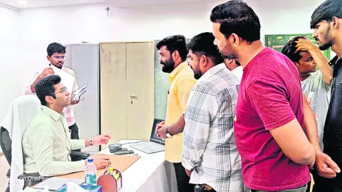 బీటీ కళాశాలను యూనివర్సిటీగా ప్రకటించాలి 