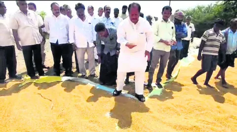 రైతులపై ప్రభుత్వం నిర్లక్ష్యం 