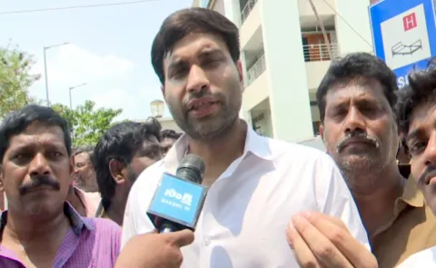 Devineni Avinash Fires On Chandrababu Over Electricity Tariff Hike