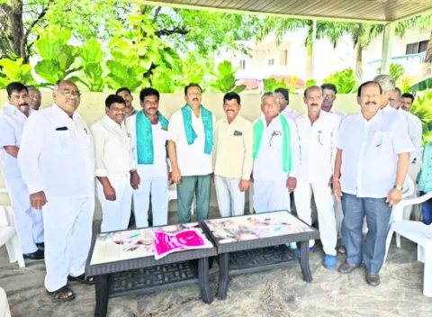 నిరుపేదలకు ఇందిరమ్మ ఇళ్లు 