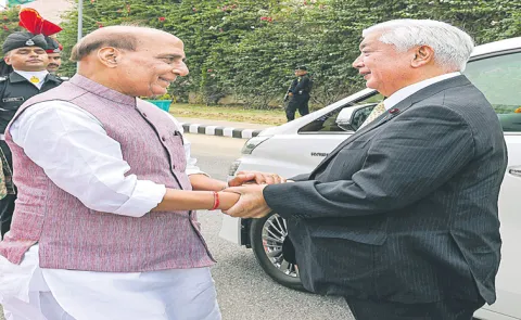 Japanese Defense Minister offered full support to India