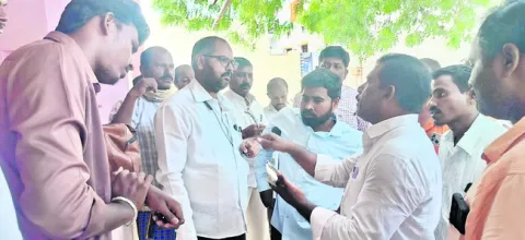 ఎస్‌ఎస్‌వై సొమ్ము స్వాహా 