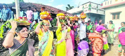 ఘనంగా