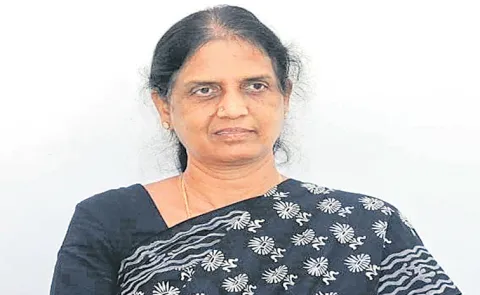 BRS Leader Sabitha Indra Reddy On Obulapuram Mining Issue