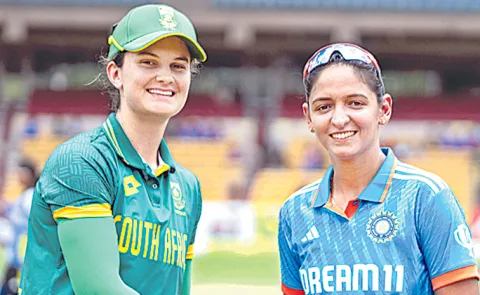South African and Indian women clash in crucial match on may 076