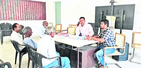 రైతులకు భూధార్‌ కార్డులు