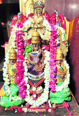 పాండురంగడి బ్రహ్మోత్సవాలు ప్రారంభం 