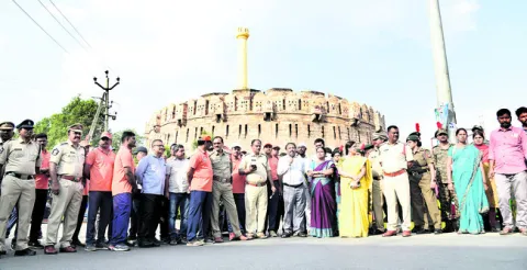 కర్నూ