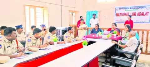 కేసుల పరిష్కారానికి రాజీమార్గమే ఉత్తమం 