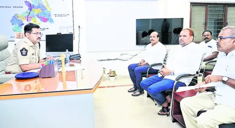 నిష్పక్షపాతంగా విచారణ చేపట్టండి 