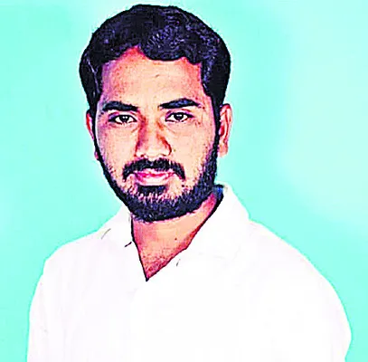 రోడ్డు ప్రమాదంలో  యువకుడి మృతి