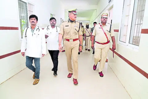 ఖైదీలకు ఈ– ములాఖత్‌ 