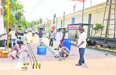 స్వామిపేరు చెప్పి స్వకార్యం 