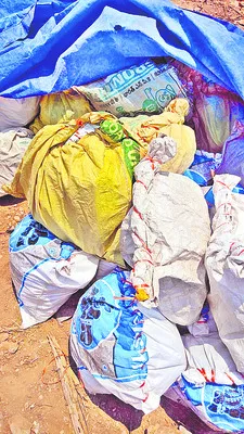 ముడిఖనిజం అక్రమ రవాణాపై ఫిర్యాదు 
