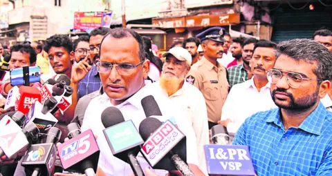 ప్రతి సచివాలయ పరిధిలో మాక్‌ డ్రిల్‌ నిర్వహిస్తాం.. 
