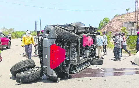 హడలెత్తిస్తున్న హైవే!
