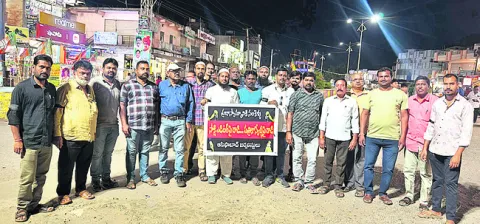 పత్రికా స్వేచ్ఛకు భంగం కలిగిస్తే సహించేది లేదు