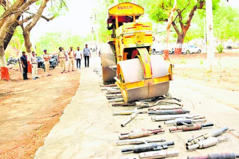 భారీ శబ్దం వచ్చే సైలెన్సర్లు పెడితే చర్యలు