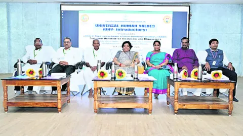 మానవతా విలువలు అవసరం 