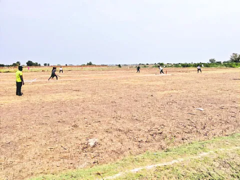 ఉత్సాహంగా రాష్ట్ర స్థాయి క్రికెట్‌ పోటీలు 
