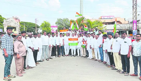 భారత సైన్యానికి సెల్యూట్‌ 