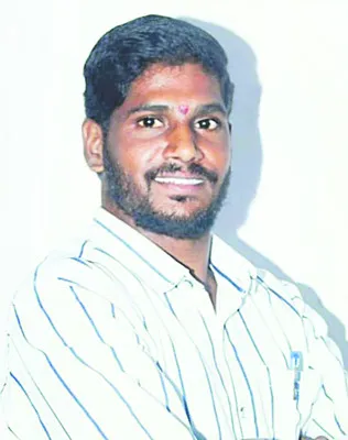 ఎడిటర్‌ ఇంట్లో సోదాలు అమానుషం 

