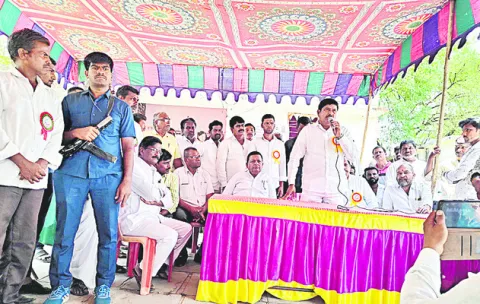 కంటి పరీక్షలు తప్పనిసరి 