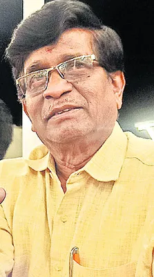వయసు పైబడినా తరగని విద్యా తృష్ణ