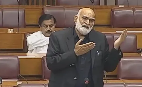Pakistani Mp Breaks Down In Parliament As India Airstrike On Pakistan Terror Camps14