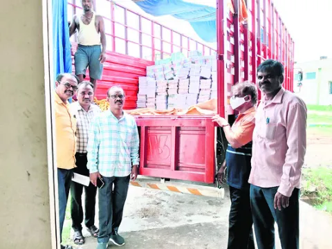 3వ తేదీ వరకు పుస్తకాల పంపిణీ